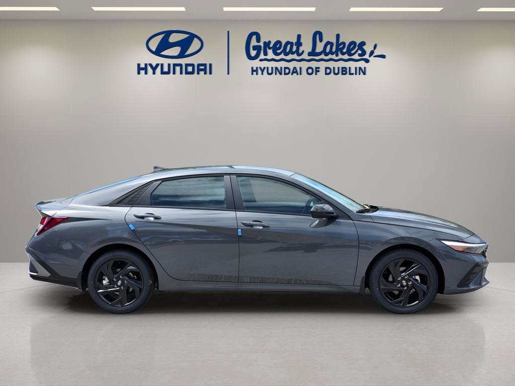 New 2026 Hyundai Elantra Sport FWD image 6