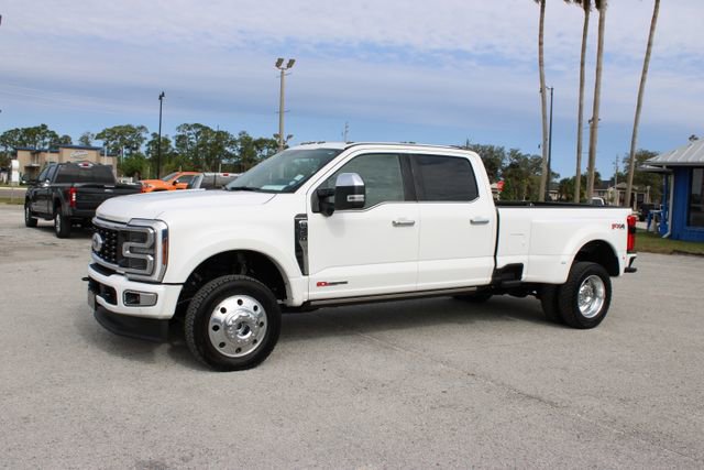 Used 2025 Ford F450 Platinum w/ Platinum Plus Package image 5