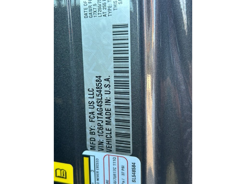 New 2025 Jeep Gladiator Willys image 28