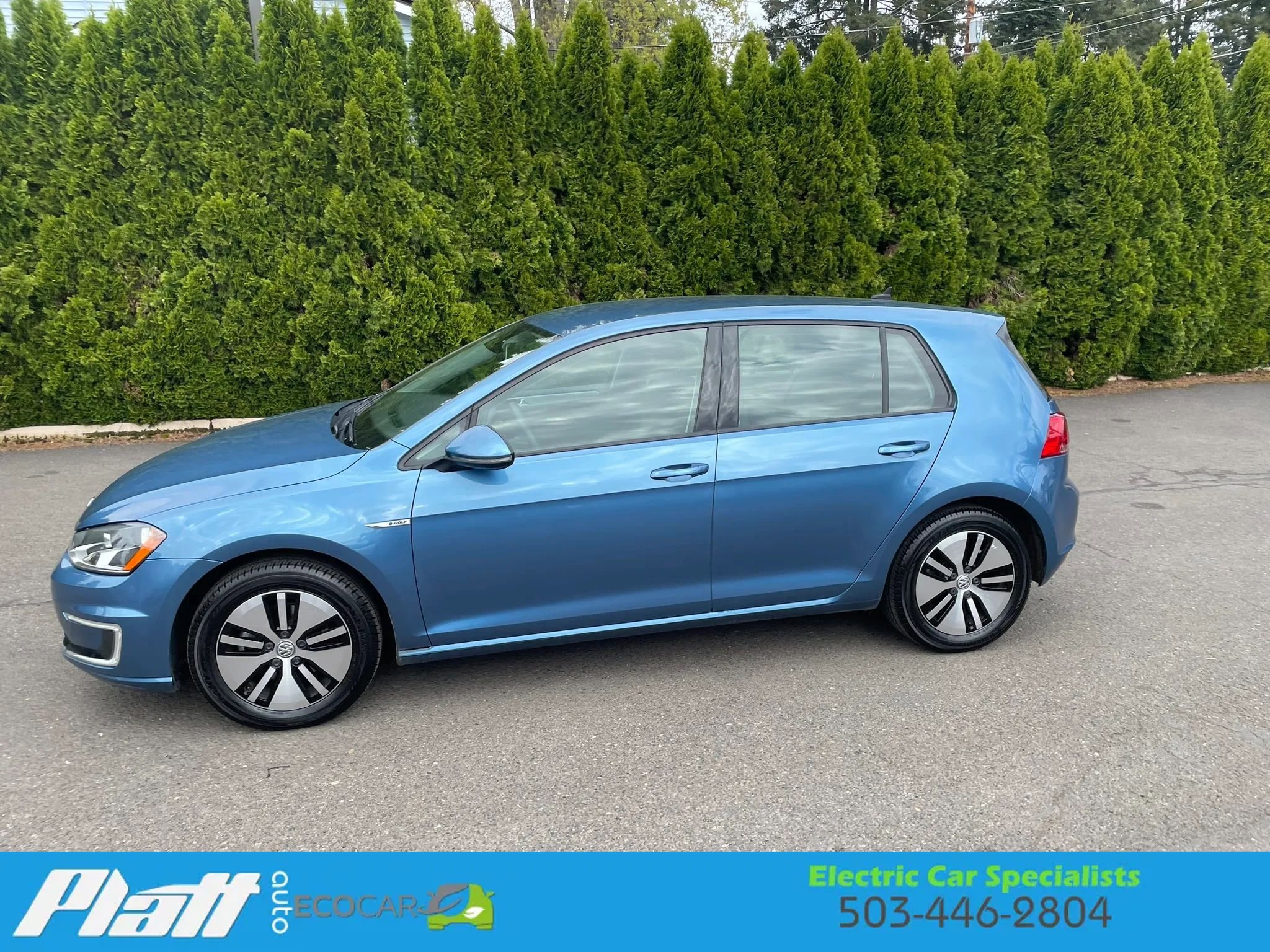 Used 2016 Volkswagen e-Golf SE w/ DC Fast Charging Package FWD image 4