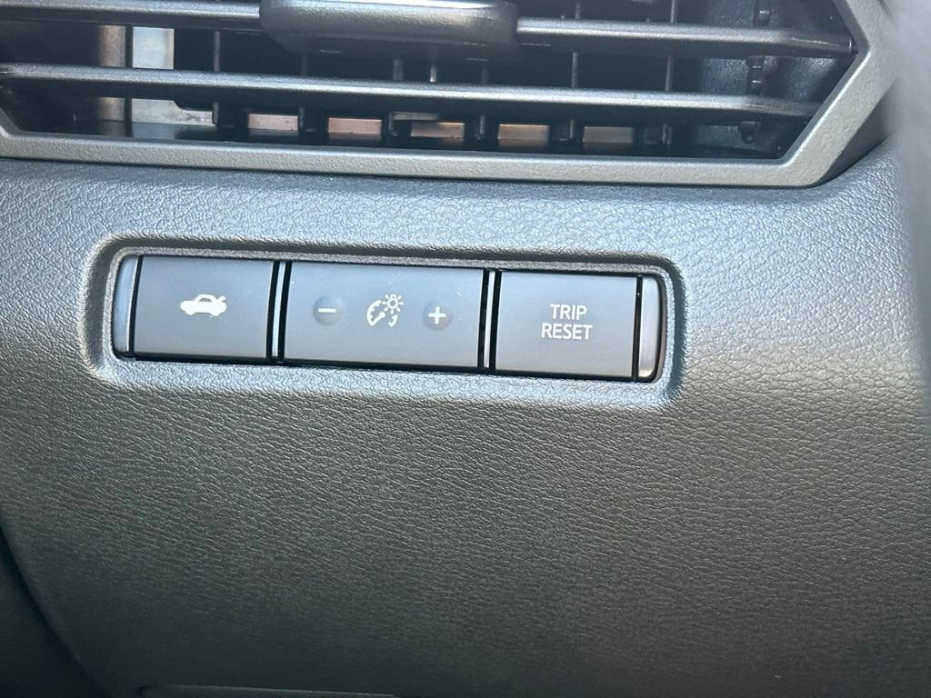 New 2026 Nissan Altima 2.5 SV w/ SV Special Edition Package FWD image 30