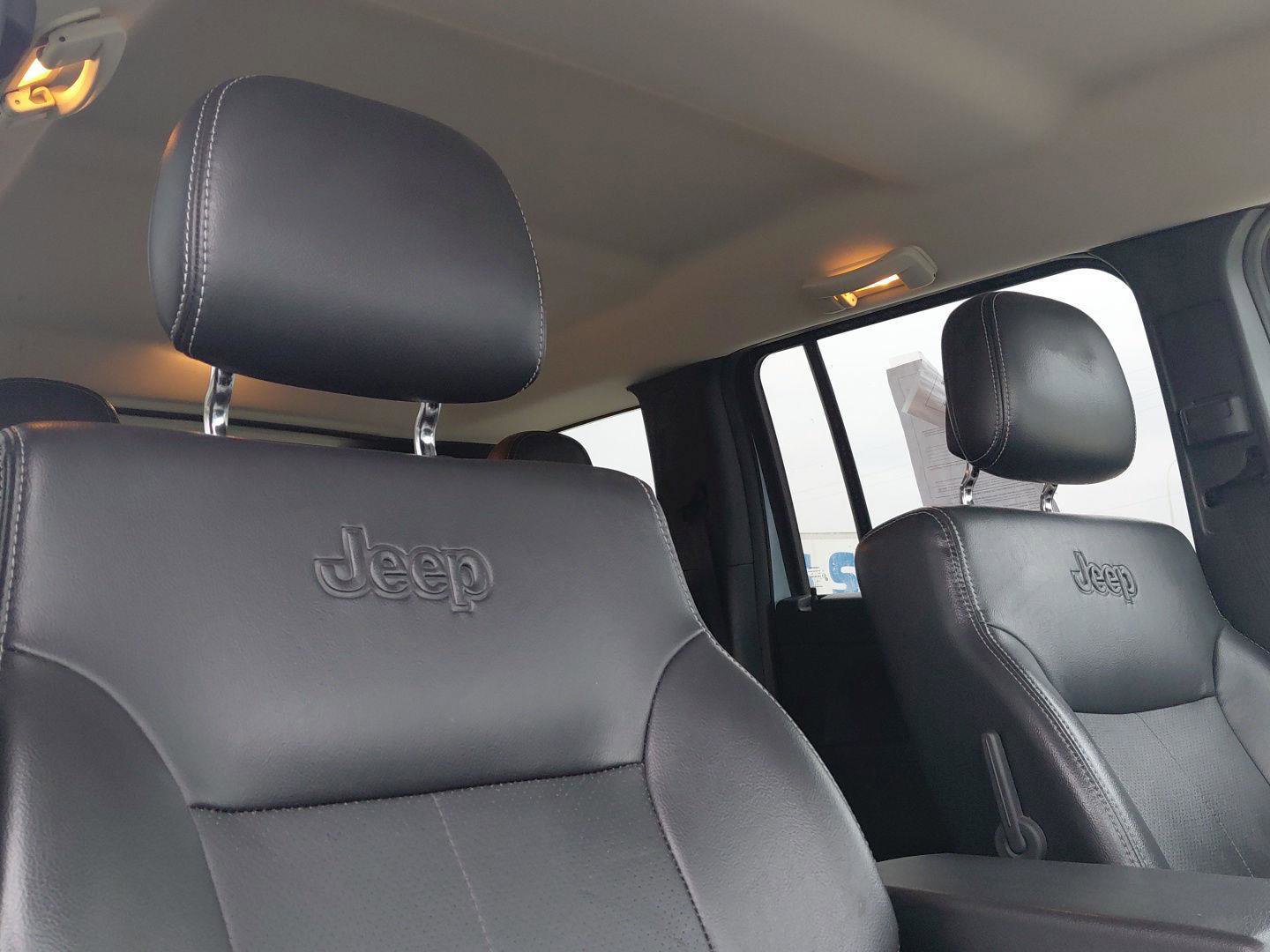 Used 2012 Jeep Liberty Sport AWD/4WD image 11