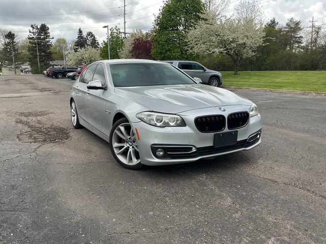 Used 2014 BMW 535i xDrive Sedan AWD/4WD image 1