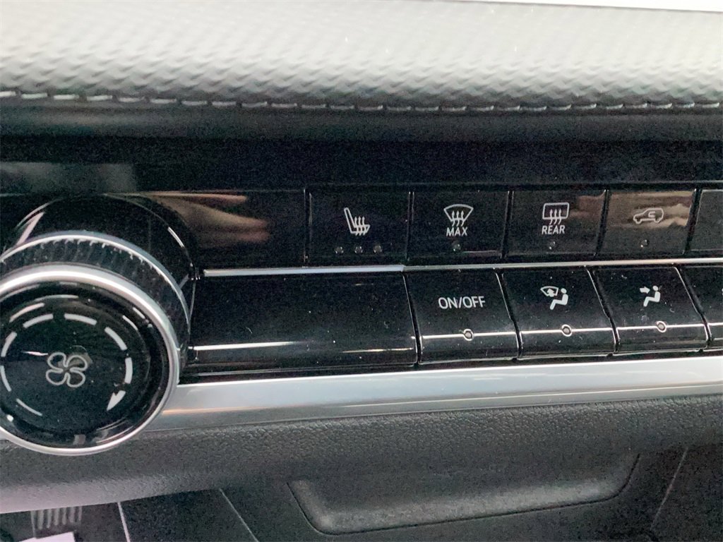 New 2026 Chevrolet Equinox LT image 27