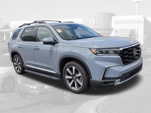 Used 2024 Honda Pilot Elite image 4