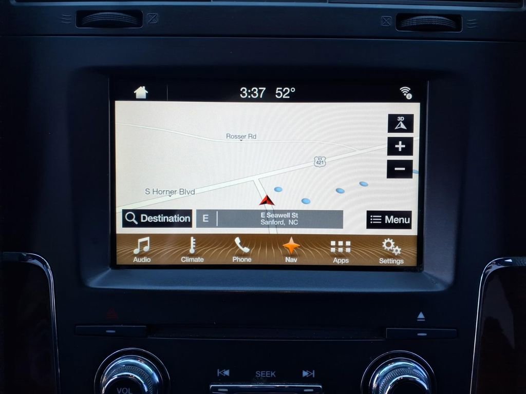 Used 2017 Lincoln Navigator L Select RWD image 13