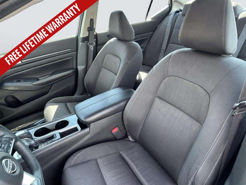 Used 2024 Nissan Altima 2.5 SV FWD image 15