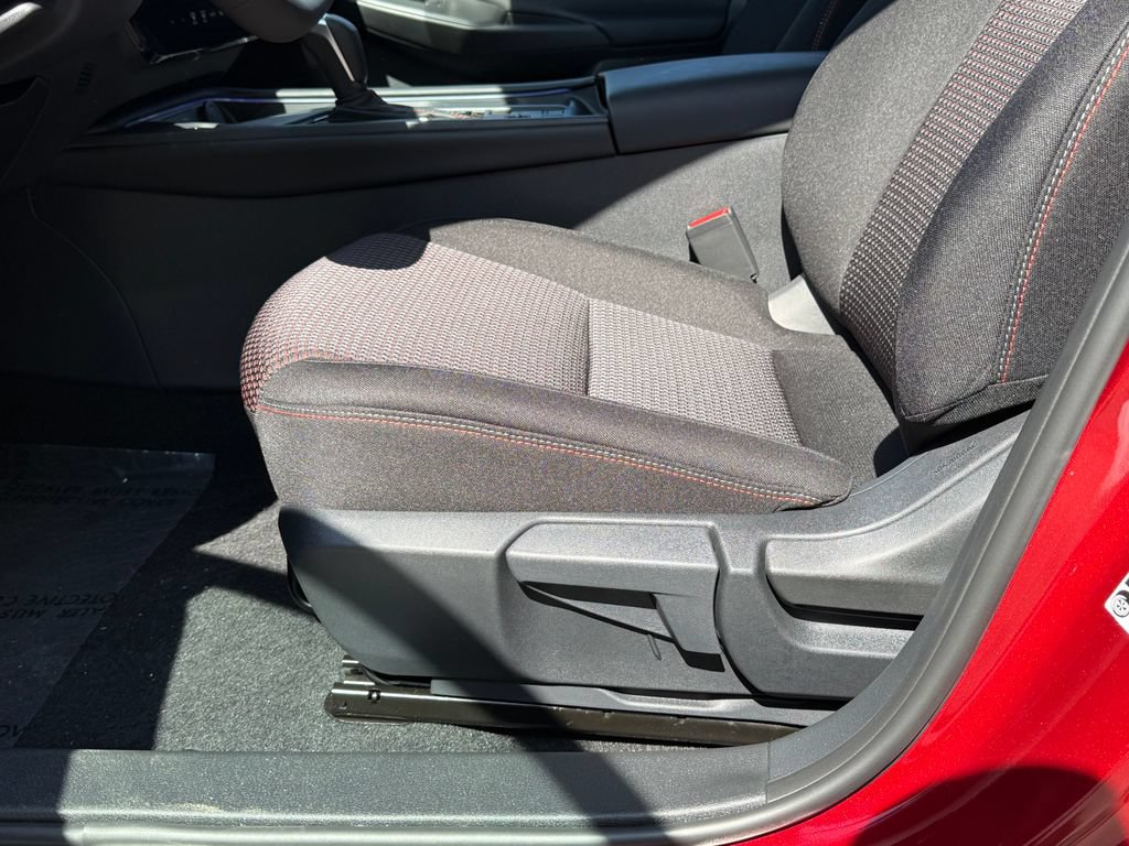 New 2026 Nissan Sentra SR w/ Floor Mat Package FWD image 18