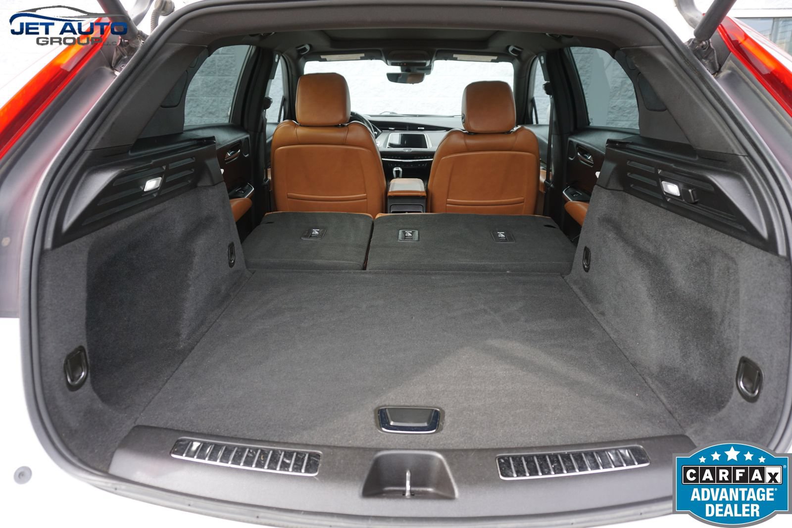 Used 2019 Cadillac XT4 Premium Luxury w/ Technology Package FWD image 19