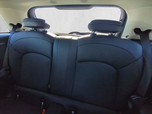 Used 2024 MINI Cooper SE FWD image 18