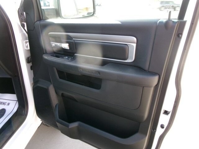 Used 2022 RAM 1500 Classic Warlock w/ Electronics Group AWD/4WD image 19