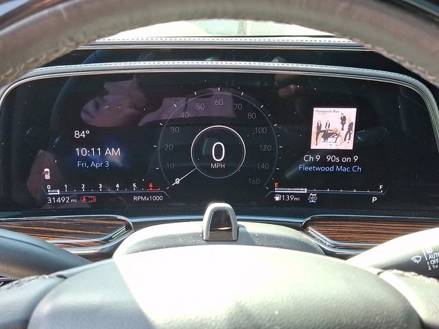 Certified 2022 Cadillac Escalade ESV Premium Luxury image 18