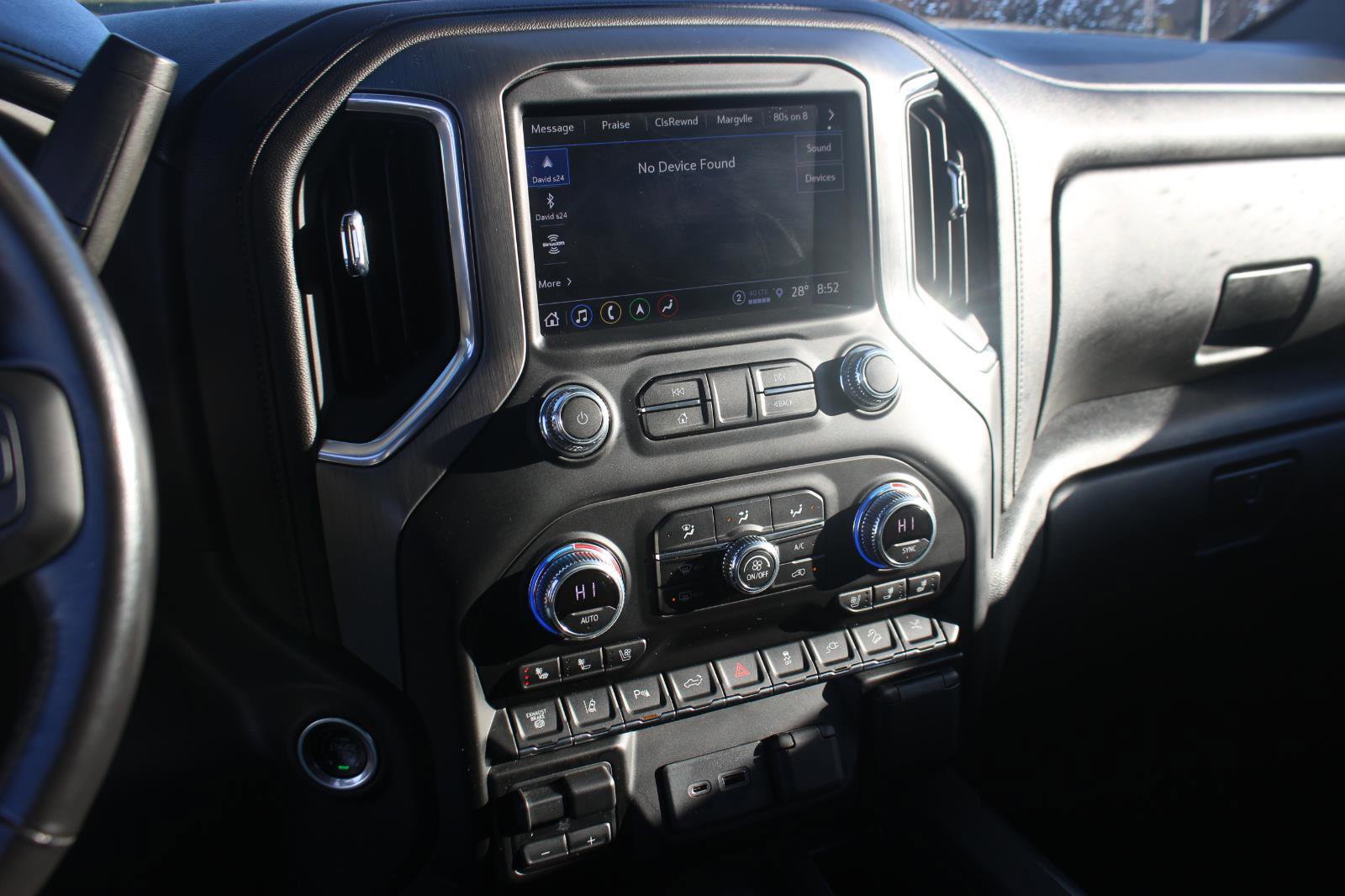 Used 2023 GMC Sierra 2500 Denali w/ Denali Ultimate Package image 22