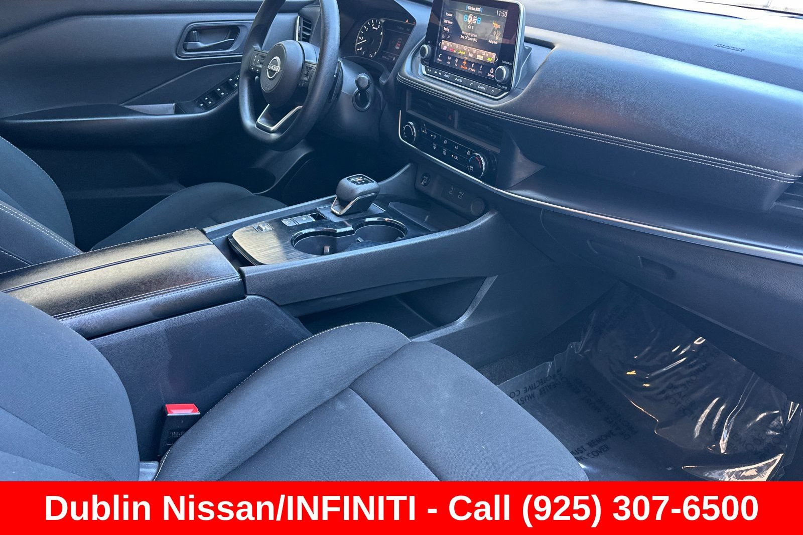 Used 2024 Nissan Rogue S FWD image 20