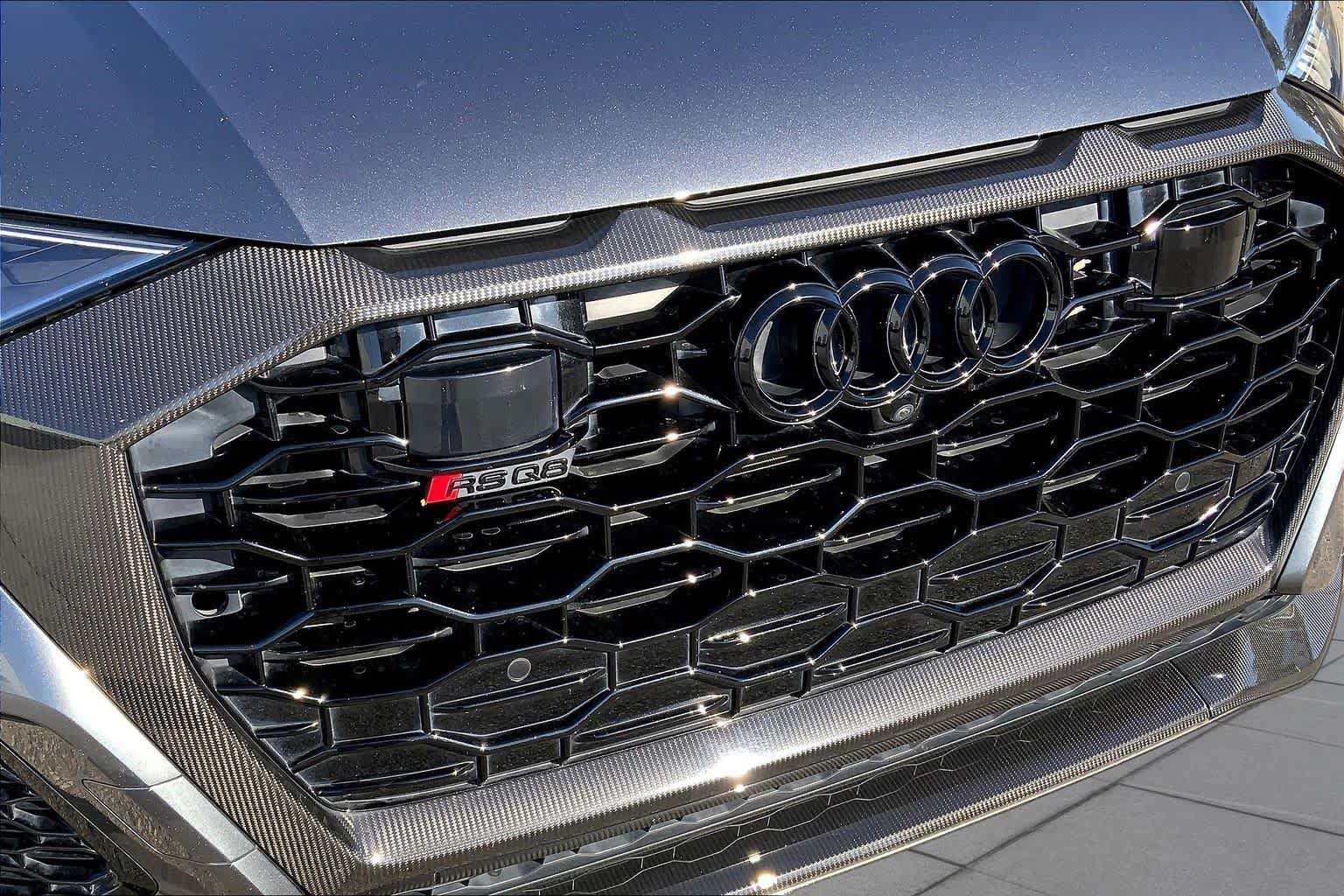Used 2023 Audi RS Q8 AWD/4WD image 30