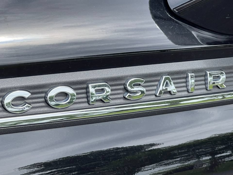 Used 2021 Lincoln Corsair AWD image 2