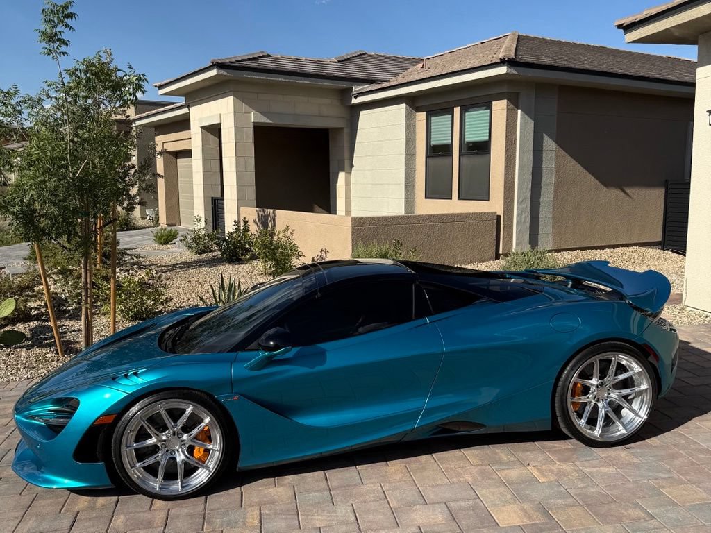 Used 2024 McLaren 750S Spider RWD image 7