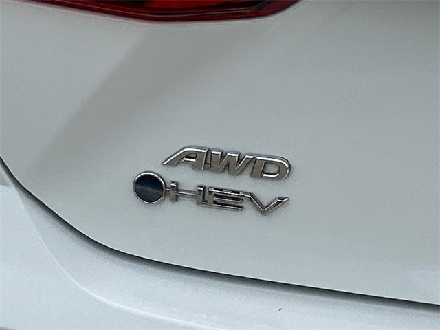 Used 2025 Toyota Camry LE image 10