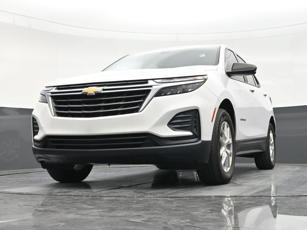 Used 2024 Chevrolet Equinox LS w/ Driver Confidence II Package FWD image 27