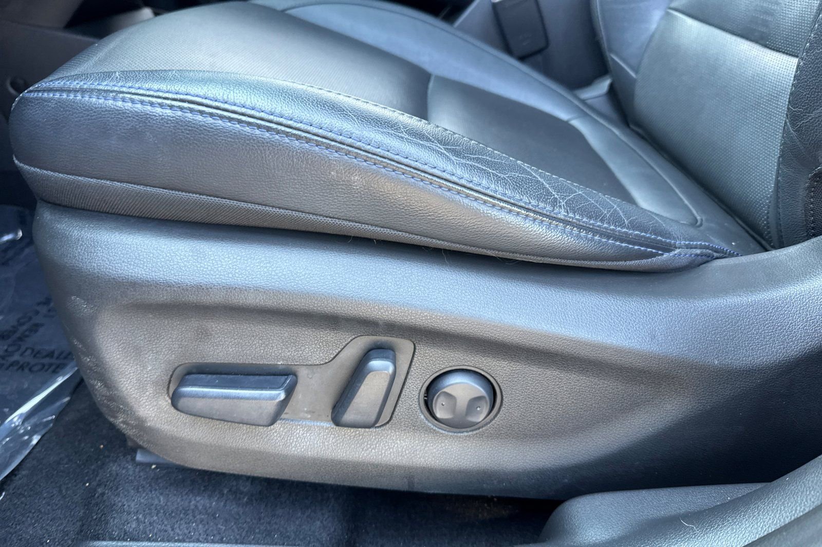 Used 2022 Hyundai Kona Limited image 12