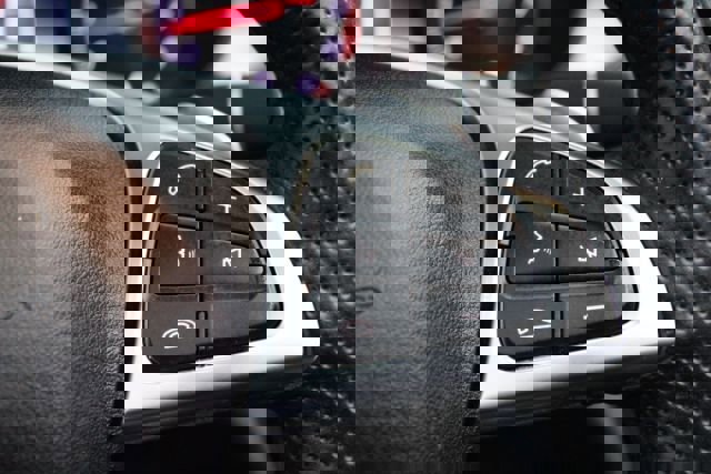 Used 2018 Mercedes-Benz C 300 Sport image 23