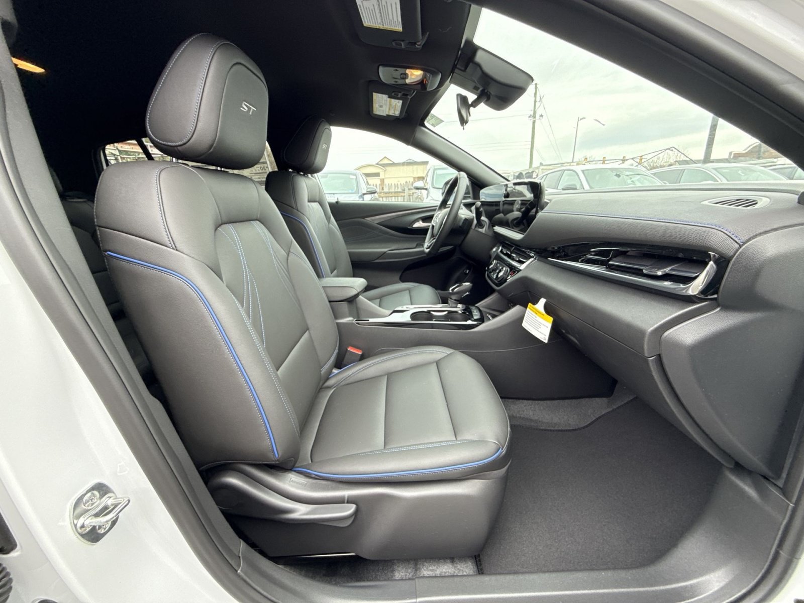 New 2026 Buick Envista Sport Touring w/ Convenience I Package FWD image 25