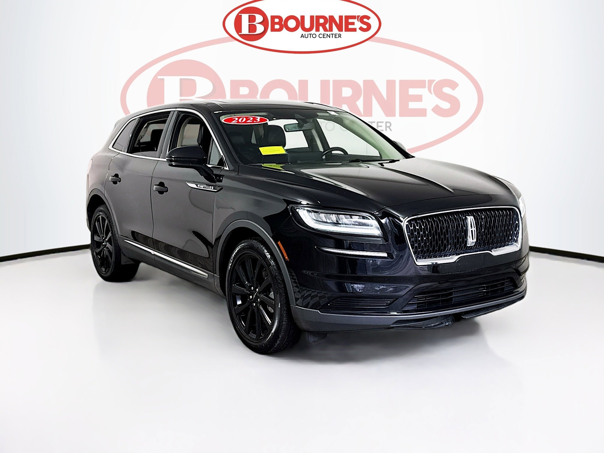 Used 2023 Lincoln Nautilus Reserve w/ Monochromatic Package AWD/4WD image 1