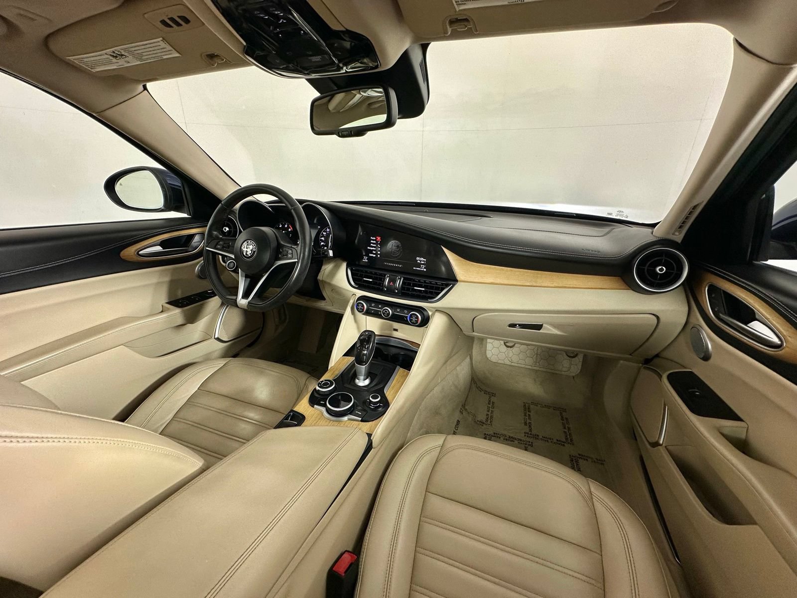 Used 2017 Alfa Romeo Giulia Ti w/ TI Lusso Light Wood Package AWD/4WD image 2