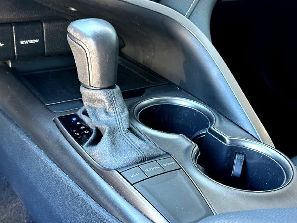 Certified 2024 Toyota Camry SE FWD image 16