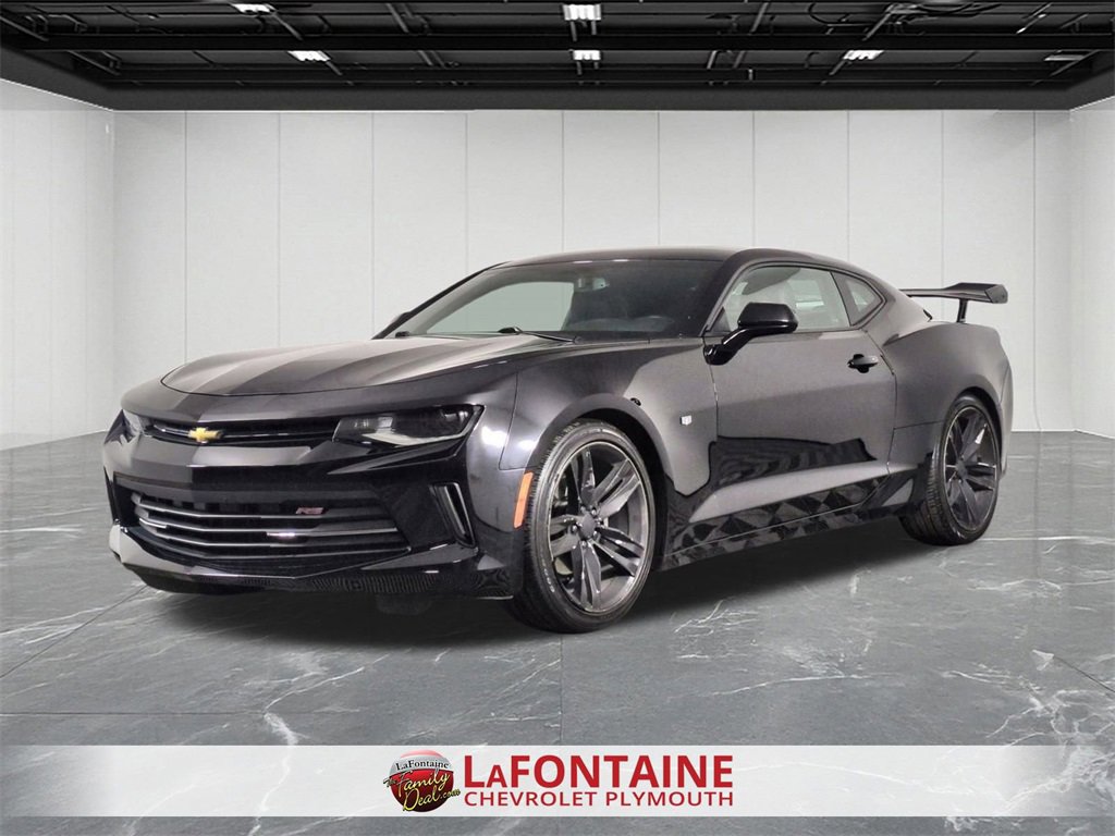 Used 2018 Chevrolet Camaro LT image 4