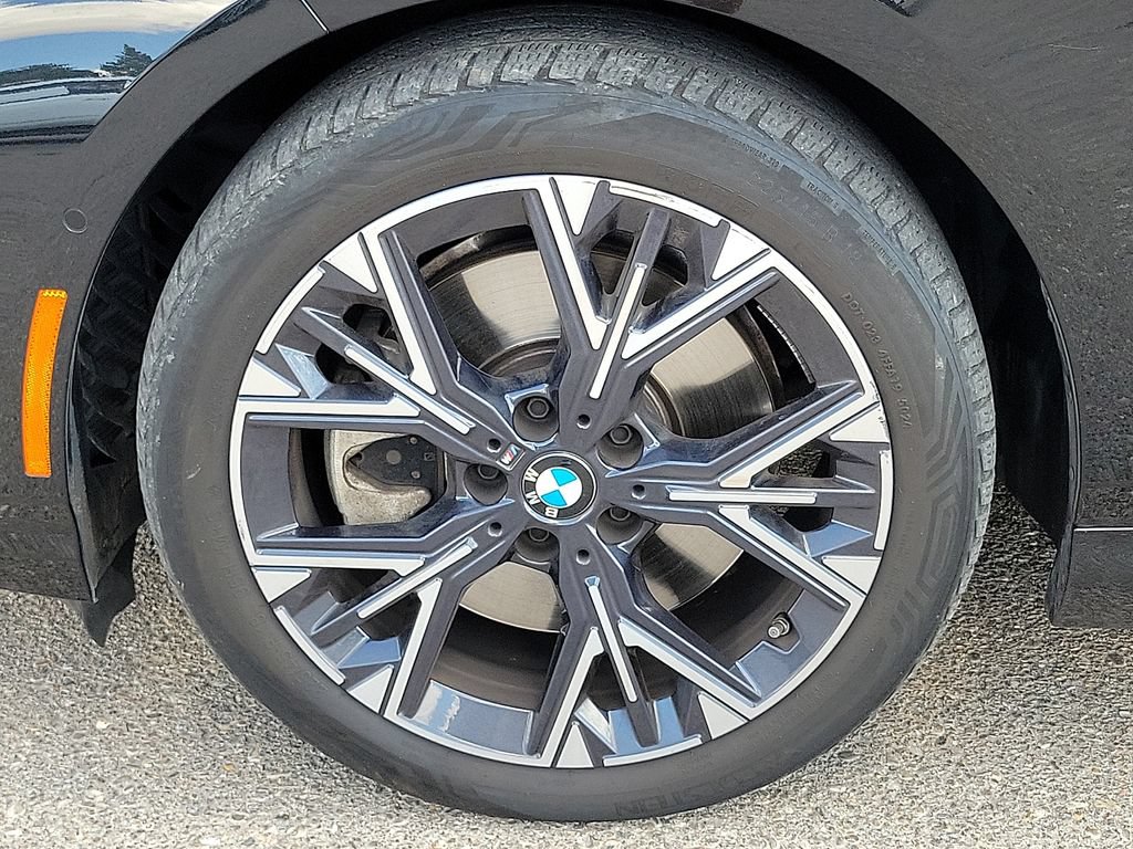 Used 2025 BMW 228i xDrive AWD/4WD image 17