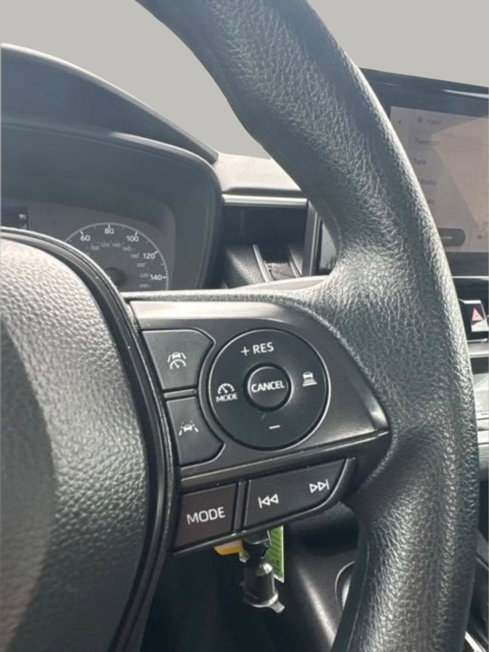 Used 2025 Toyota Corolla LE FWD image 22