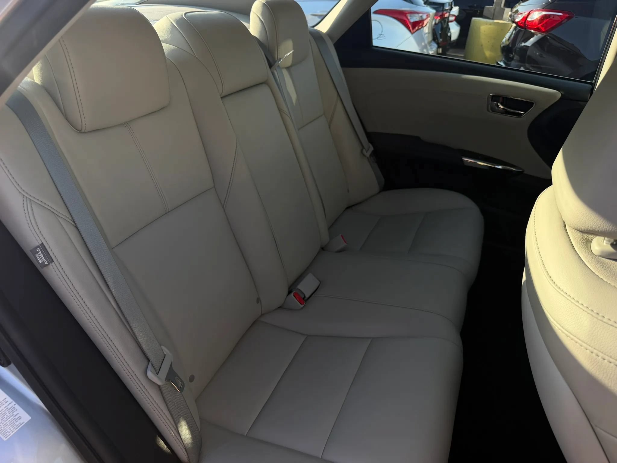 Used 2016 Toyota Avalon XLE FWD image 19