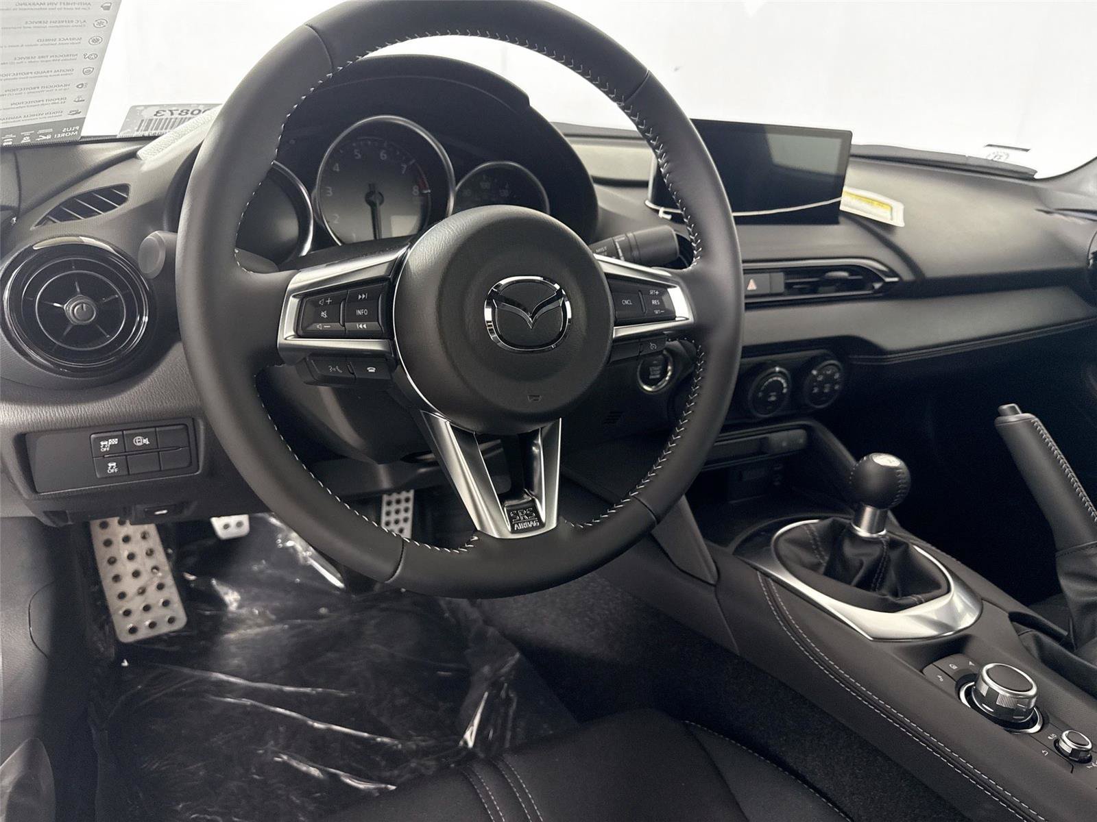 New 2026 MAZDA MX-5 Miata Club w/ Interior Package RWD image 14