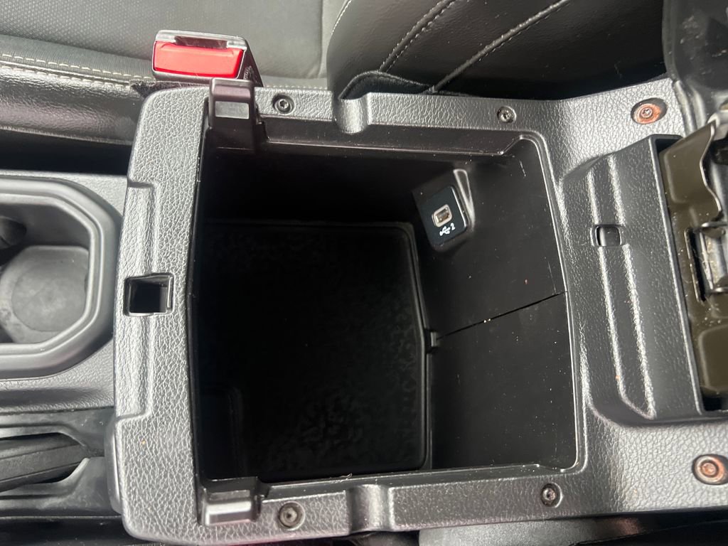 Used 2021 Jeep Gladiator Sport image 25