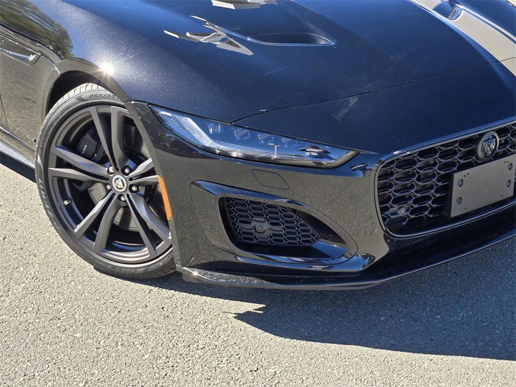 New 2024 Jaguar F-TYPE R image 9