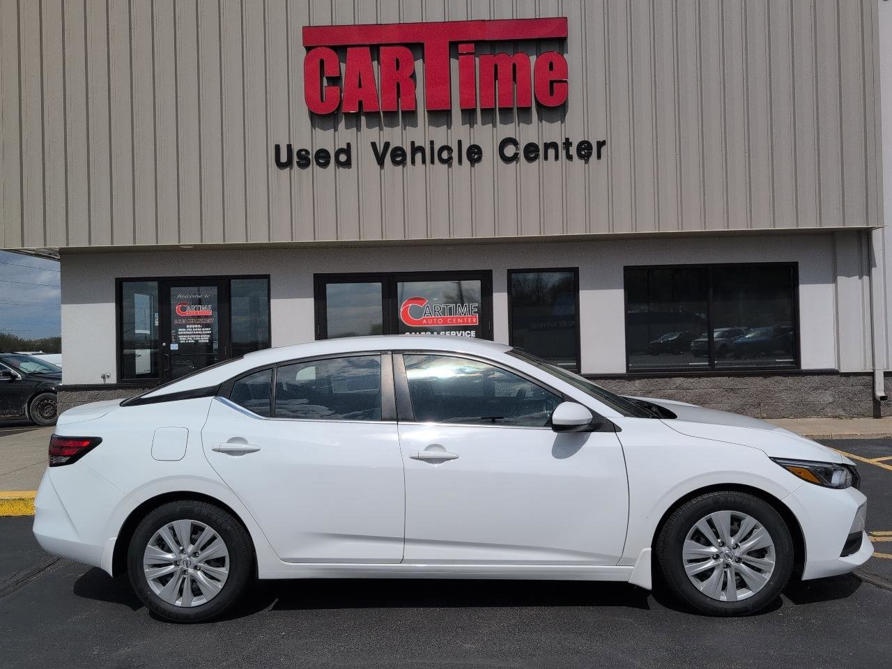 Used 2022 Nissan Sentra S FWD image 1
