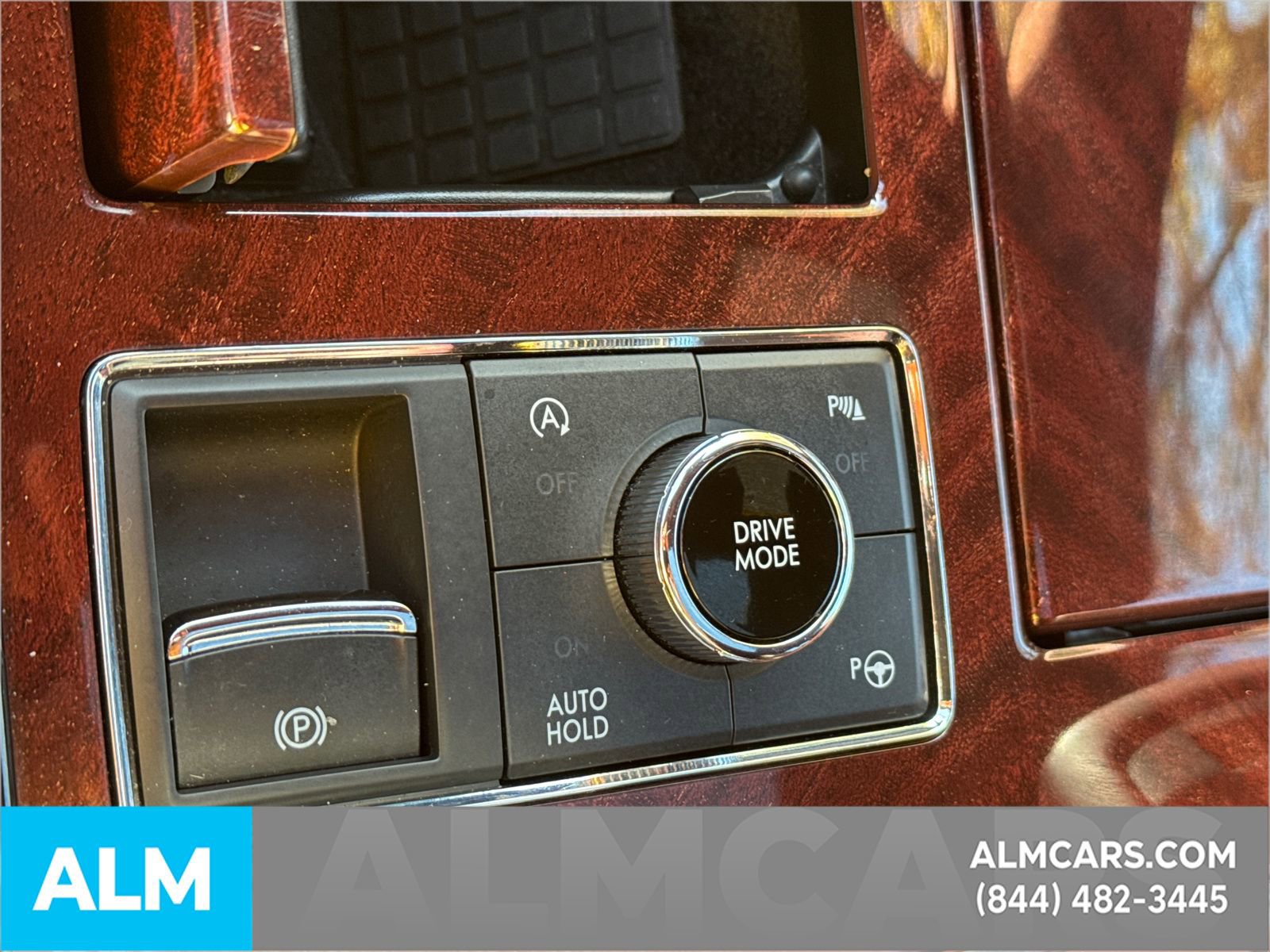 Used 2021 Lincoln Navigator Black Label w/ Cargo Convenience Package image 40