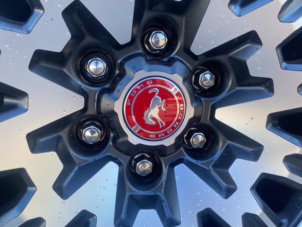 New 2026 Ford Bronco Outer Banks w/ Sasquatch Package AWD/4WD image 12