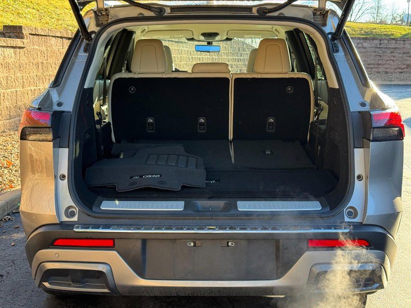 Used 2023 INFINITI QX60 Sensory w/ Vision Package image 9