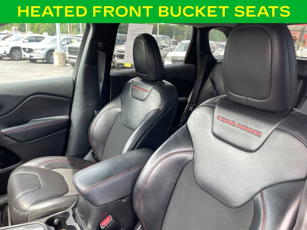 Used 2020 Jeep Cherokee Trailhawk w/ Cold Weather Group AWD/4WD image 17
