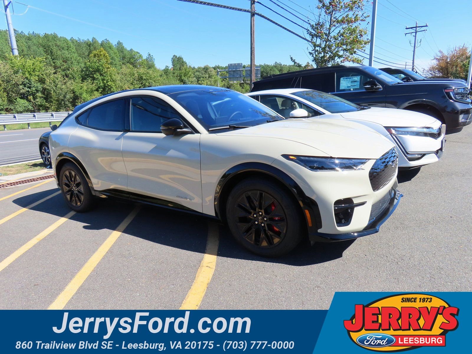 New 2025 Ford Mustang Mach-E Premium w/ Sport Appearance Package