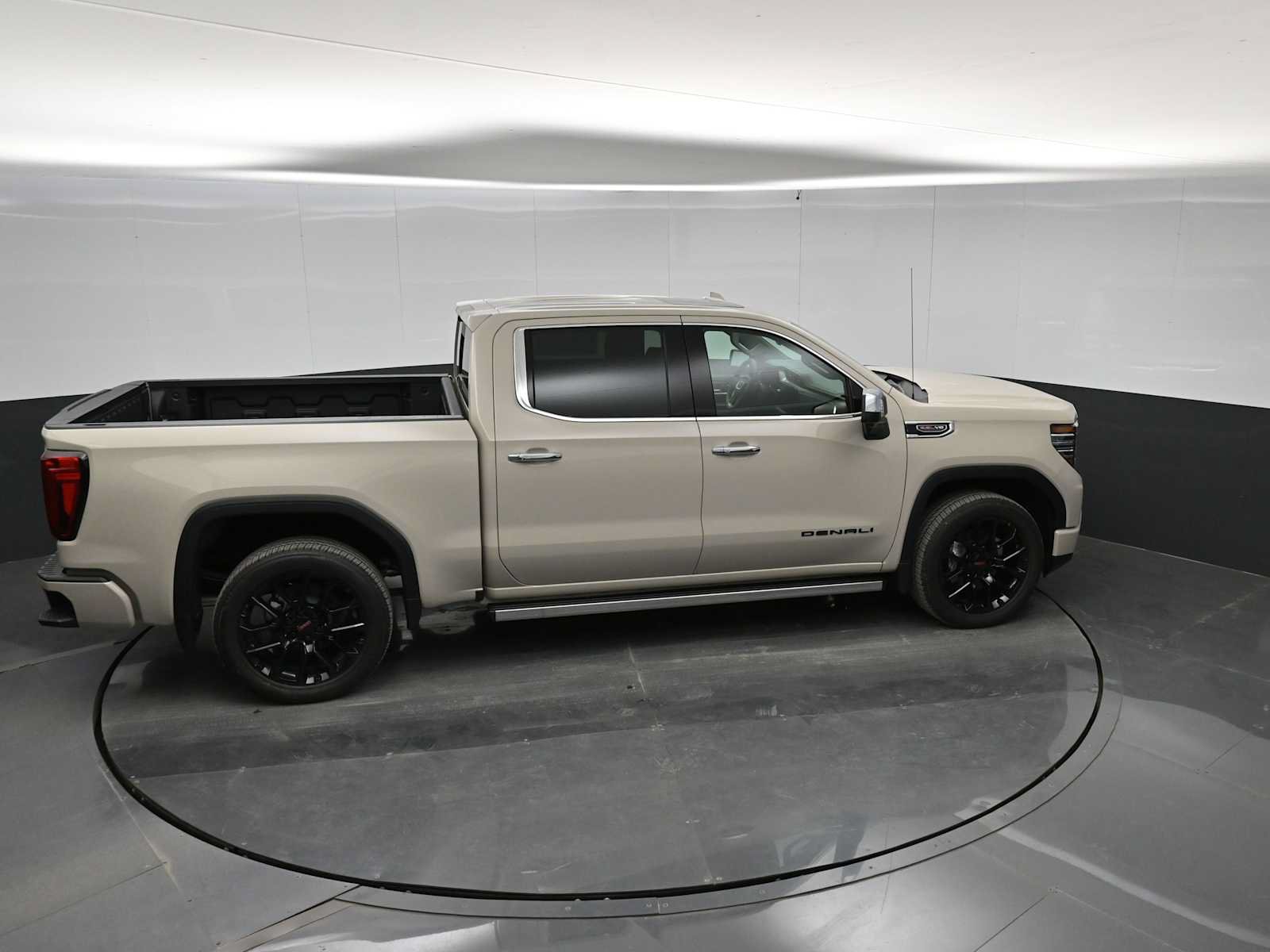 New 2026 GMC Sierra 1500 Denali AWD/4WD image 30