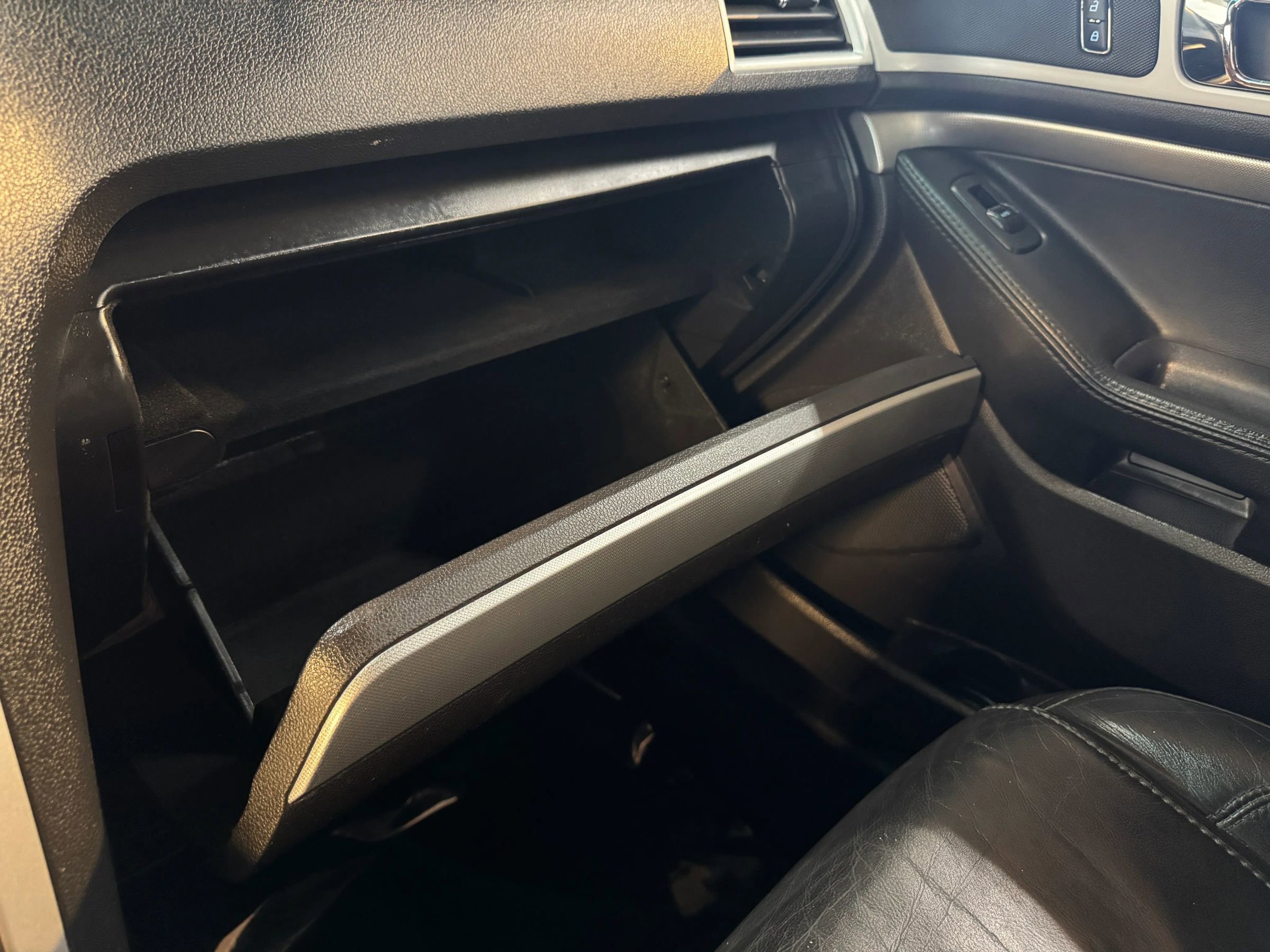 Used 2013 Ford Explorer XLT image 20