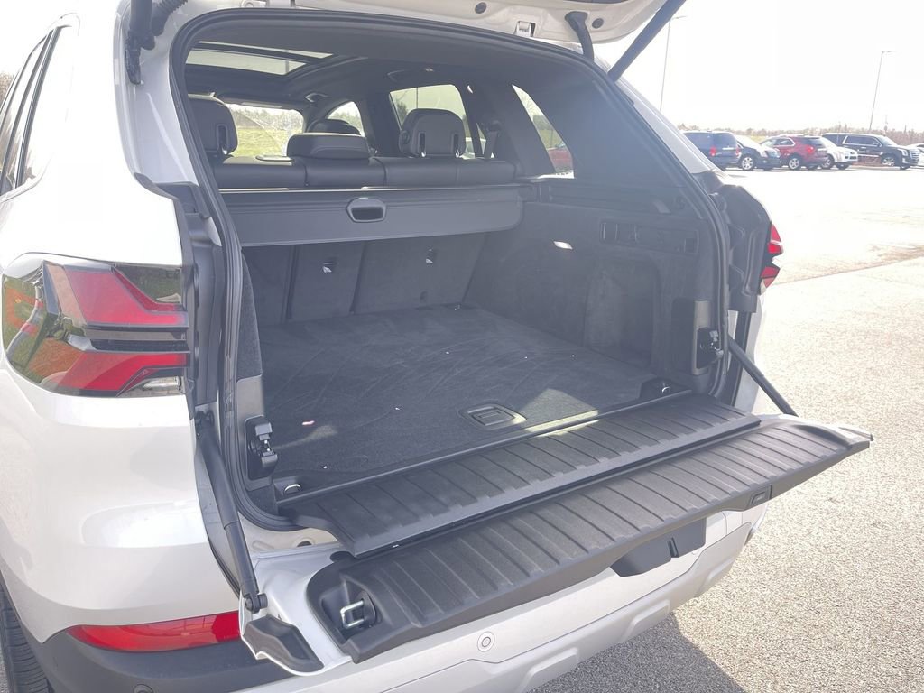 Used 2024 BMW X5 xDrive40i image 6