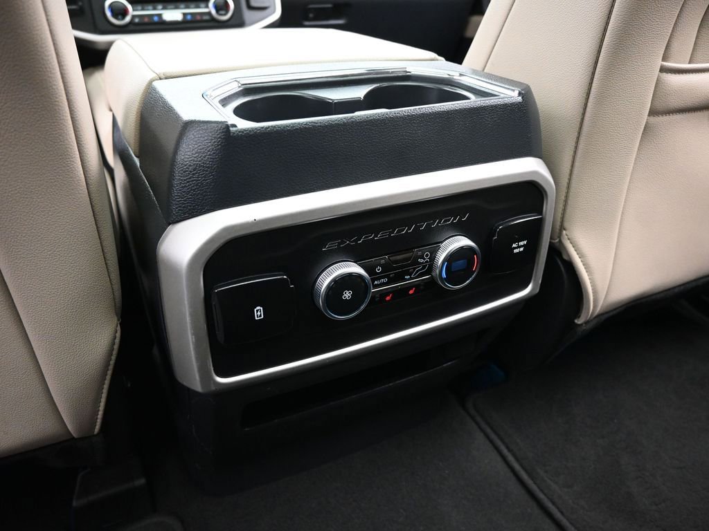 Used 2024 Ford Expedition Max Limited image 29