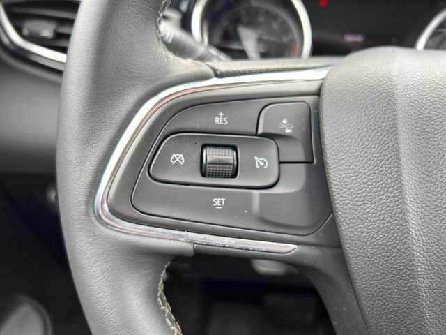 Used 2023 Buick Encore GX Select w/ Safety Package II AWD/4WD image 18