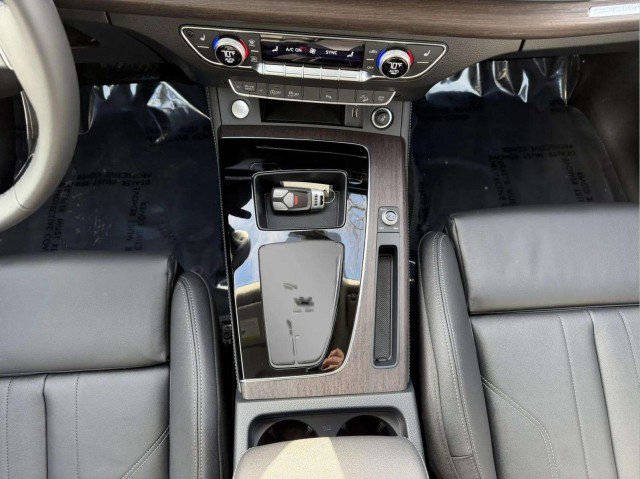 Certified 2025 Audi Q5 2.0T Premium Plus w/ Premium Plus Package image 16