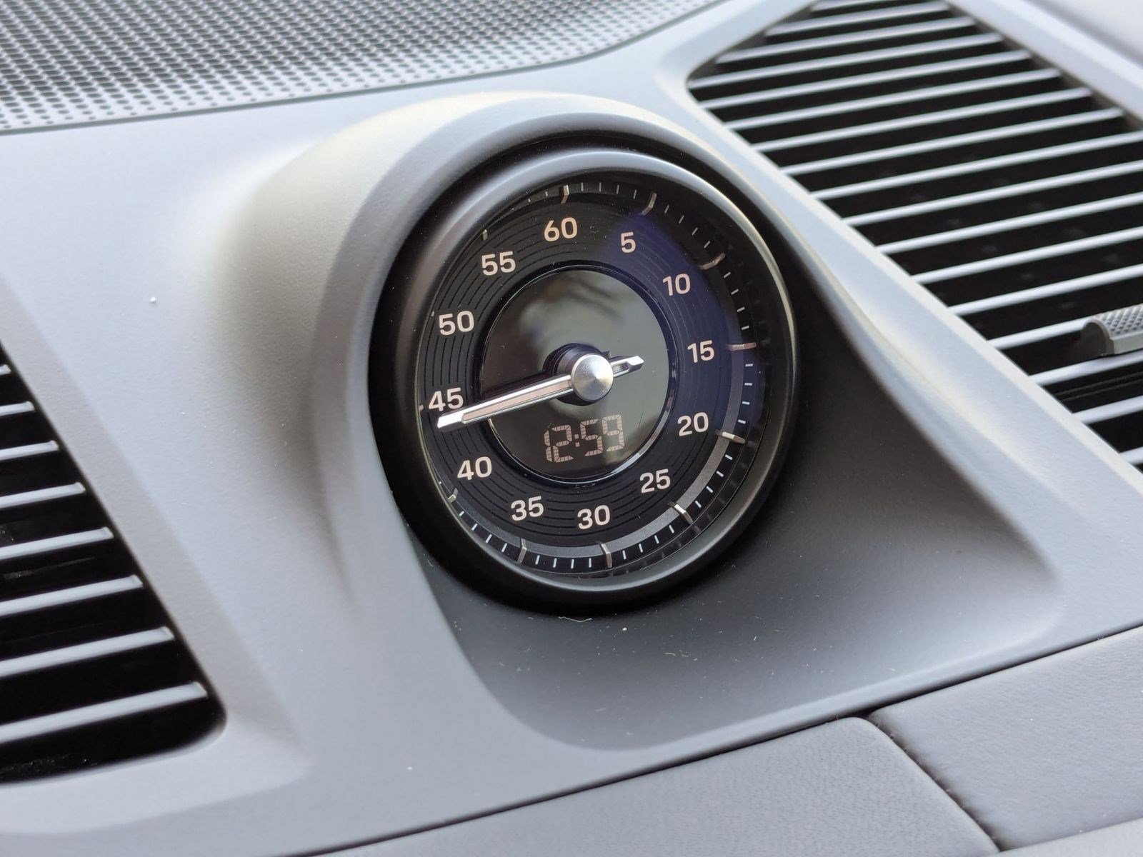 New 2026 Porsche Cayenne E-Hybrid image 21