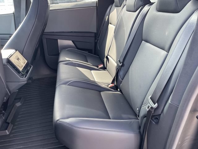 Used 2024 Tesla Cybertruck AWD Crew Cab image 17